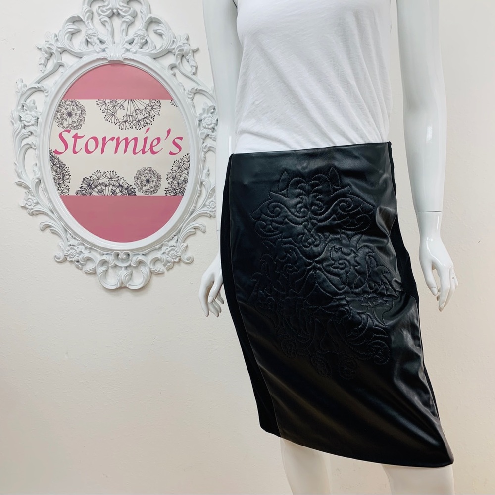 Don Caster / Black Pencil Skirt - Picture 1 of 7